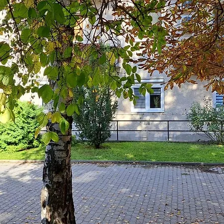 Apartment Ujhely Vara *